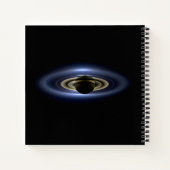 Saturn Eclipsed the Sun van Cassini Orbiter Notitieboek (Achterkant)