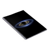 Saturn Eclipsed the Sun van Cassini Orbiter Notitieboek (Rechterzijde)
