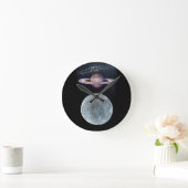 Saturnus en Enceladus Ronde Klok (Huis)