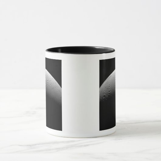 Saturnus maan Enceladus 5 Mok (Midden)