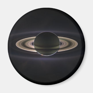 Saturnus met achtergrondverlichting magneet