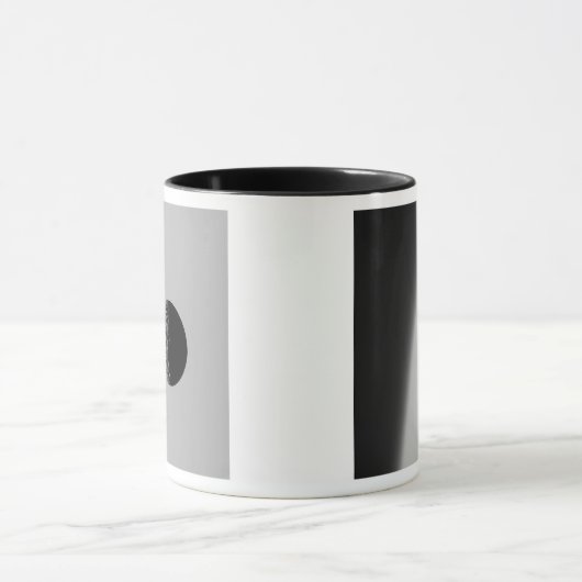 Saturnus's maan Mimas Mok (Midden)