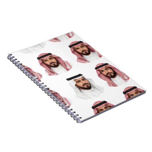 Saudi Arabian Men Portrait Pattern Notitieboek (Rechterzijde)