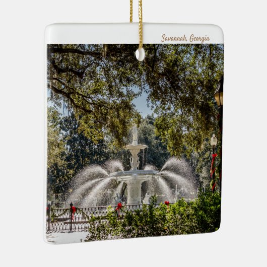 Savannah Fountain Holiday Ornament (Rechts)