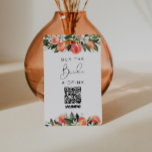 SAVANNAH Peach koopt de Bride een Code van QR van  Badge<br><div class="desc">Dit bachelorette koopt de bruid een badge van de de codetabel QR van de drink kenmerkt waterverf perziken en een handgeschreven doopvont. Verwissel de QR-code eenvoudig met Venmo, CashApp of een andere betalingsservice. Deze kaarten zijn zo leuk voor een vrijgezellenweekend! Om QR-CODE toe te voegen: 1.Verkrijg je qr-code van je...</div>