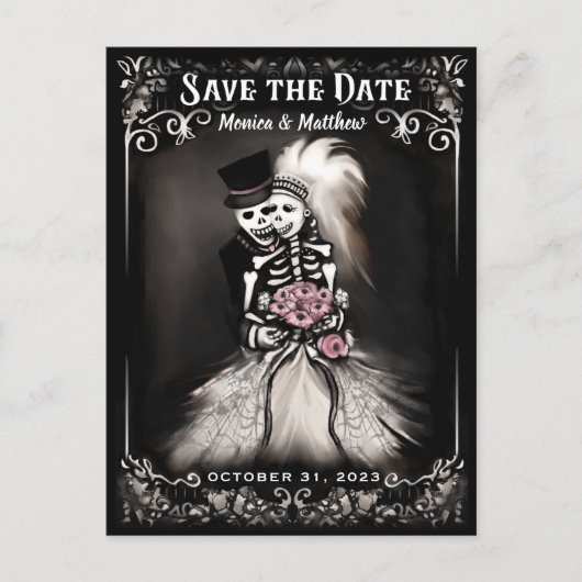 Save the Date Bruid & Groom Skeletons Roze Bloemen Aankondigingskaart (Voorkant)