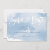 SAVE THE DATE elegante gedempte bleek blauwe water (Voorkant)