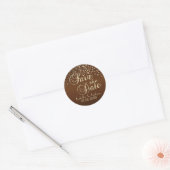 Save the date | Goud Stip en bruin | Personalisere Ronde Sticker (Envelop)