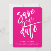 SAVE THE DATE handgeschreven script fuschia wit Kaart (Voorkant)