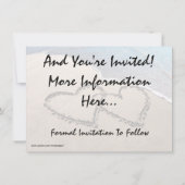 Save The Date Hartjes Strand Bruiloft Uitnodiging (Achterkant)