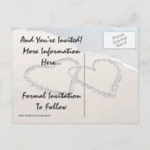 Save The Date Hearts Sand Beach Bruiloft Briefkaar Aankondigingskaart (Achterkant)