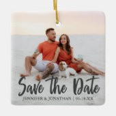 Save the Date Romantisch paar Foto van Kerstmis Keramisch Ornament (Voorkant)