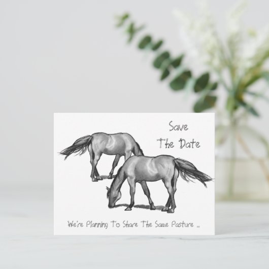 Save the Date: Two Horses: Getting Hitched beroemd Aankondigingskaart (Staand voorkant)