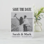Save the Date vintage krant trending rond (Staand voorkant)