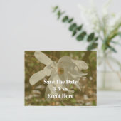 Save The Date White Magnolia Flower  Aankondigingskaart (Staand voorkant)