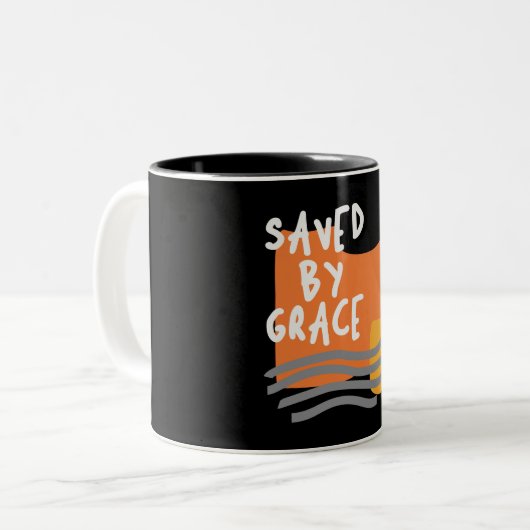 Saved by Grace - Verheffende Christelijke quote Tweekleurige Koffiemok (Voorkant links)
