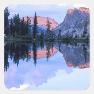 Sawtooth Wilderness, Idaho. VS. Cumulus Vierkante Sticker