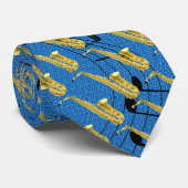 Saxophone neemt Stropdas aan (Opgerold)