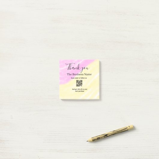 Scan QR om ons te volgen bedankkingscode roze Post-it® Notes (Op bureau)