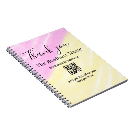 Scan QR om ons te volgen bedankt kortingscode roze Notitieboek (Rechterzijde)