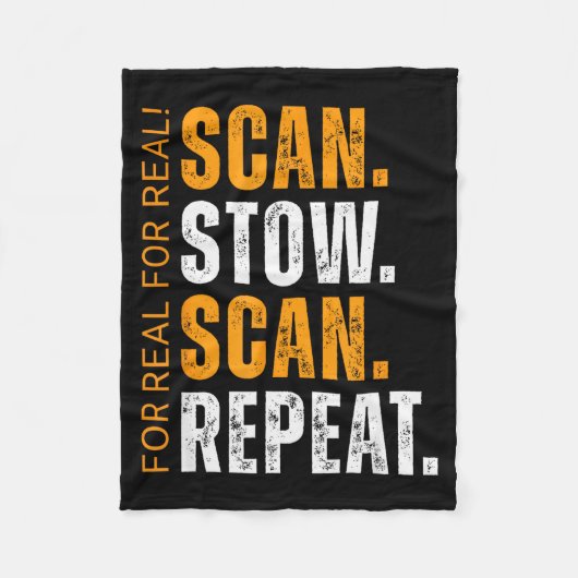 Scan Stow Scan Repeat Funny Warehouse Worker Fleece Deken (Voorkant)
