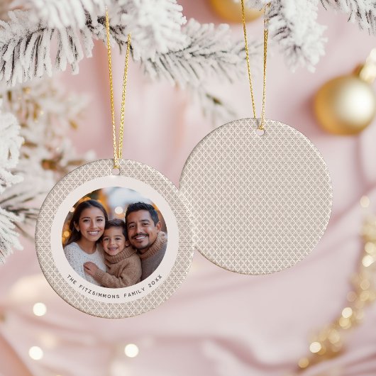 Scandi Tan en Witte Sneeuwvlok Foto Keramisch Ornament