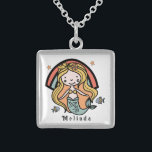 Scandinavian Cute Mermaid Personalized Girl Sterling Zilver Ketting<br><div class="desc">Schattige zeemeermin met vissen,  regenboog en sterren in het Scandinavische thema. Verander gemakkelijk uw naam en doopvont van het kind onder de "Persoonlijke"knoop. Bekijk alle overeenkomende producten in mijn winkel!</div>