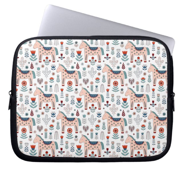 Scandinavian Horse Folk Art Pattern Laptop Sleeve (Voorkant)