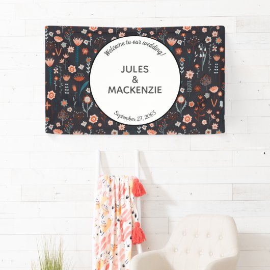 Scandinavian Summer Flowers Dark Boho Wedding Spandoek (Insitu)