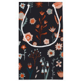 Scandinavian Summer Flowers Dark Klein Cadeauzakje (Achterkant)