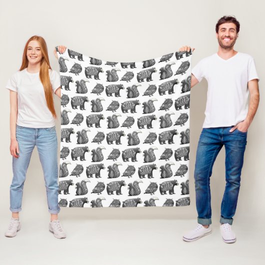 Scandinavian Woodland Animal Art Gray Pattern Fleece Deken (In situ)
