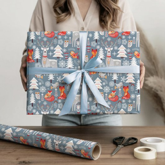 Scandinavian Woodland Animals Kerstfeestdag Cadeaupapier
