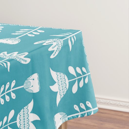 Scandinavisch blauw met witte bloemen tafelkleed (Voorbeeld)