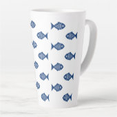 Scandinavisch blauw vissenpatroon latte mok (Rechterhoek)