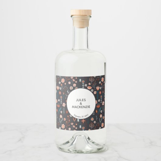 Scandinavisch Bloemen Donker Boho Modern Likeurfles Etiket (Voorkant)