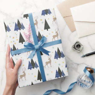 Scandinavisch bos hert en kerstbomen cadeaupapier