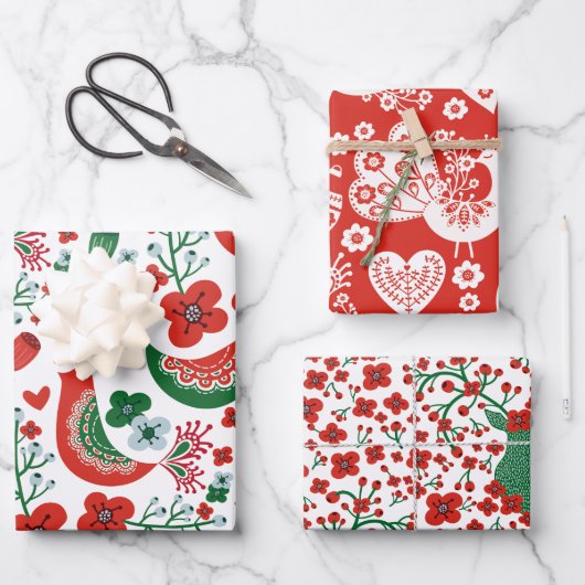 Scandinavisch kerstpatroon met bloemen en vogels inpakpapier vel (Voorkant)