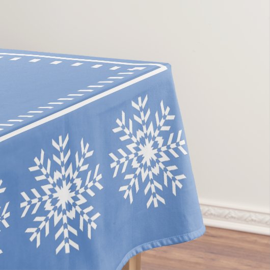 Scandinavisch lichtblauw en witte sneeuwvlok tafelkleed (Voorbeeld)