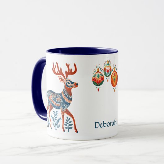 Scandinavisch rendier en bollen Monogram Mok (Voorkant links)