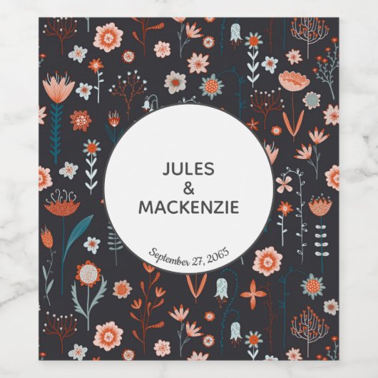Scandinavische Bloemen Dark Boho Bruiloft Wijn Etiket (Enkel label)