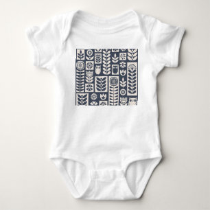 Scandinavische bloemen: wit, blauw, minimalistisch romper