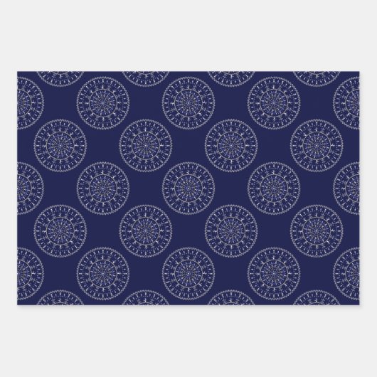 Scandinavische Ditsy Winter Navy & Gold Polka Dots Inpakpapier Vel (Voorkant)