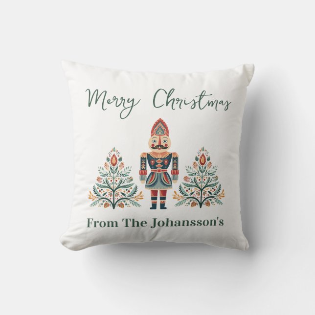 Scandinavische Notenkraker Aangepaste Naam Kerstmi Kussen (Voorkant)