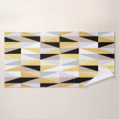 scandinavische ontwerpdriehoeken naadloos patroon  badhanddoek (Badhanddoek)