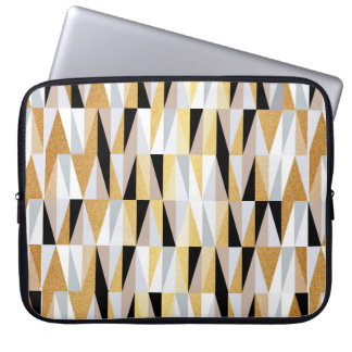 scandinavische ontwerpdriehoeken naadloos patroon  laptop sleeve