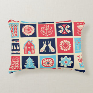 Scandinavische volkskunst:  bloemen. accent kussen