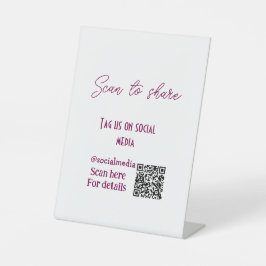 Scannen om ons label te delen op sociale media QR- Reclamebord Met Voetstuk