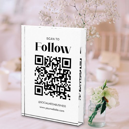 Scannen om QR-code te volgen Social Media Business Fotoblokken