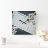 scantropine illustratie vierkante klok (Huis)