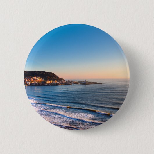 Scarborough Coastline Ronde Button 5,7 Cm (Voorkant)